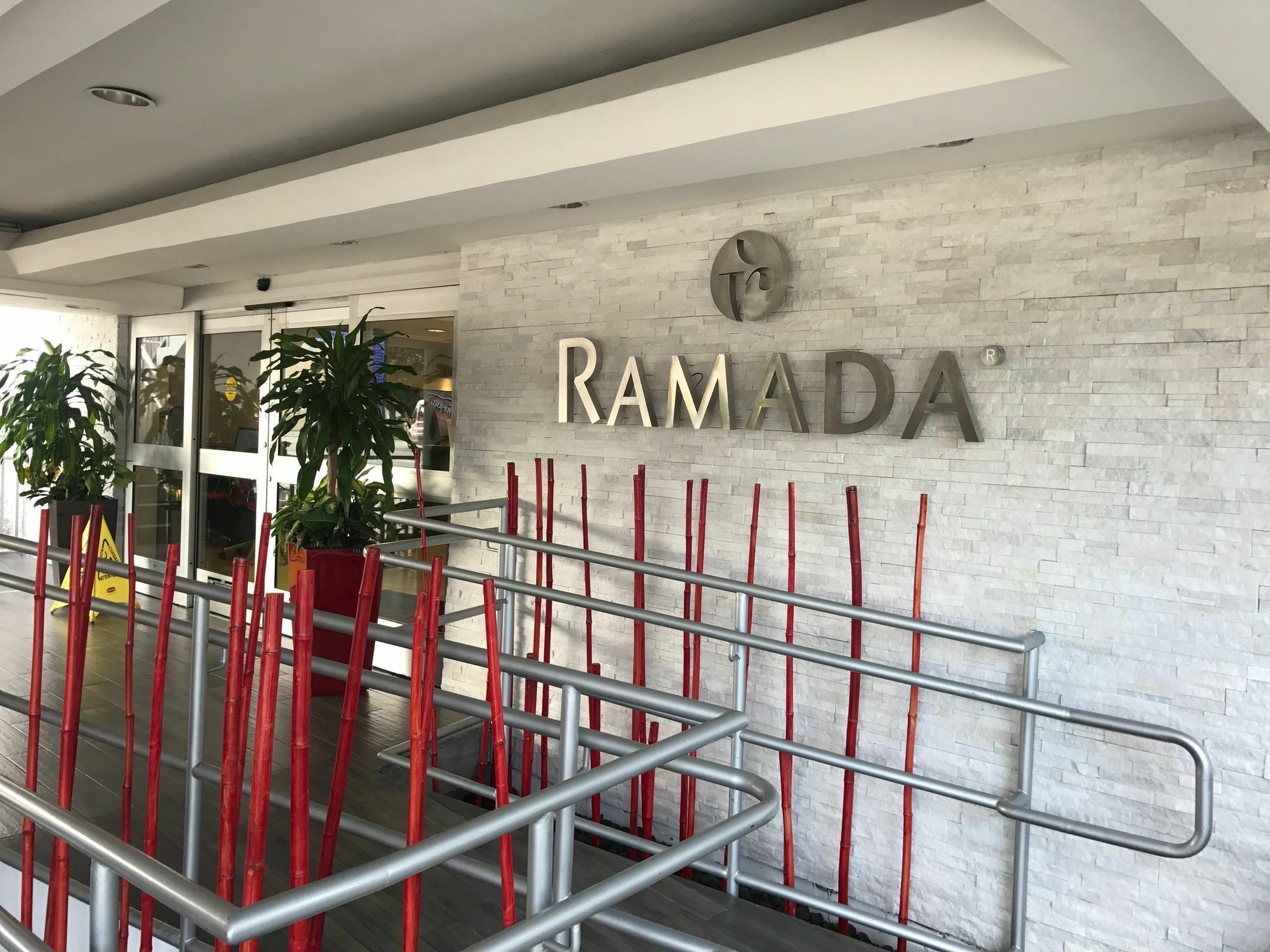Hotel Ramada By Wyndham Miami Springs/Miami International Airport Exteriér fotografie